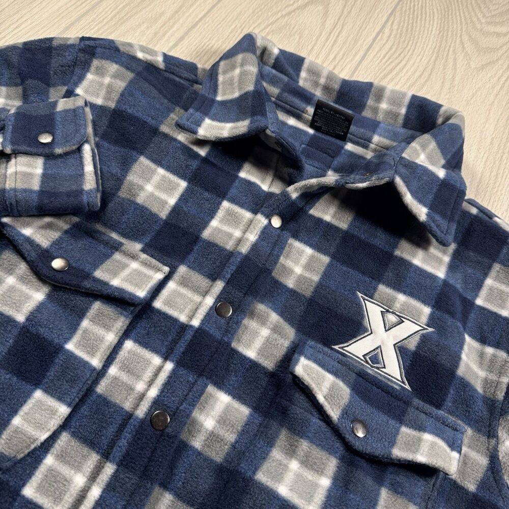Xavier Musketeers Logo Fleece Snap Jacket Men’s L Blue Shacket Colosseum NWT